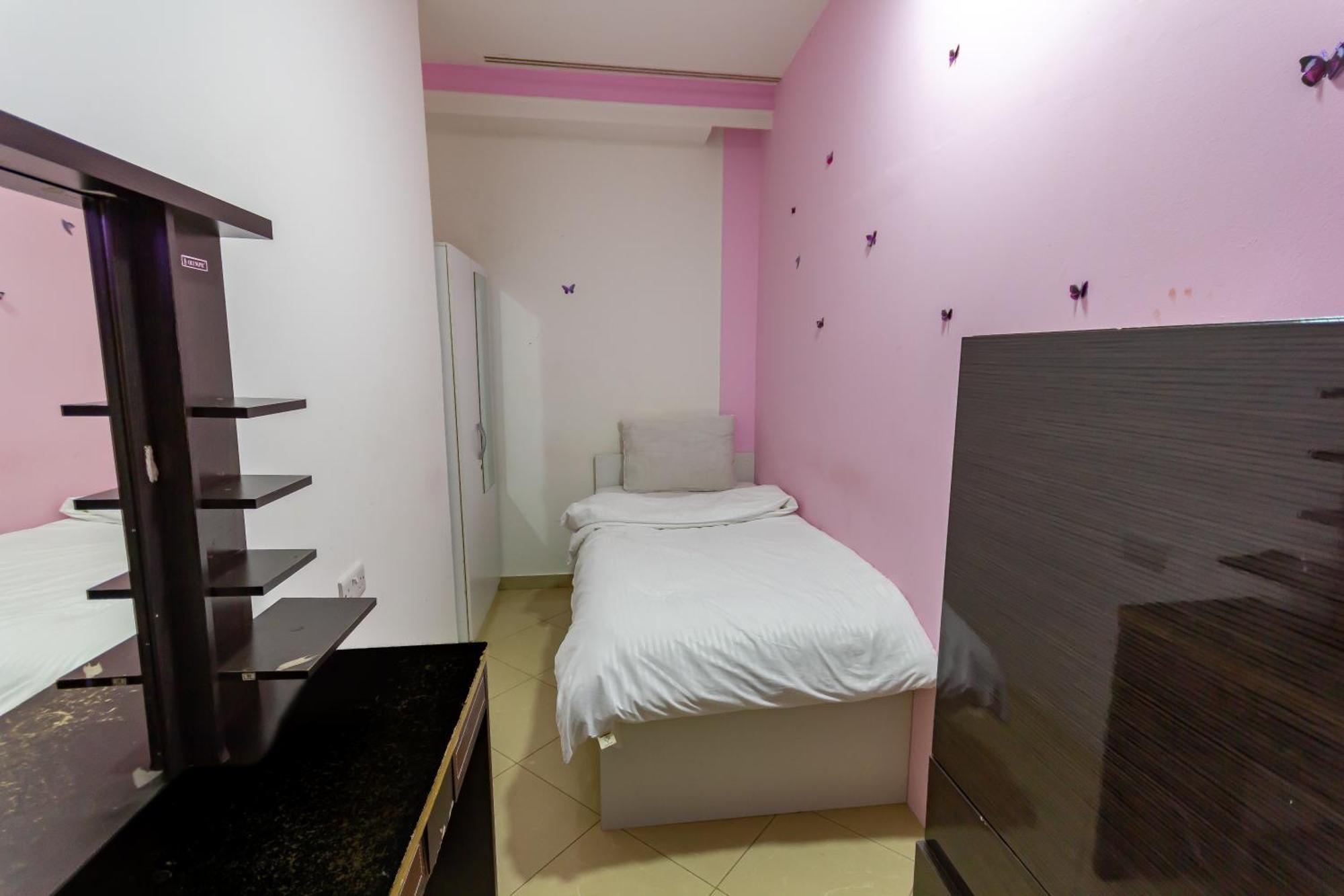 Nice Single Rooms For "Girls" Only In Dubai, Marina Luaran gambar