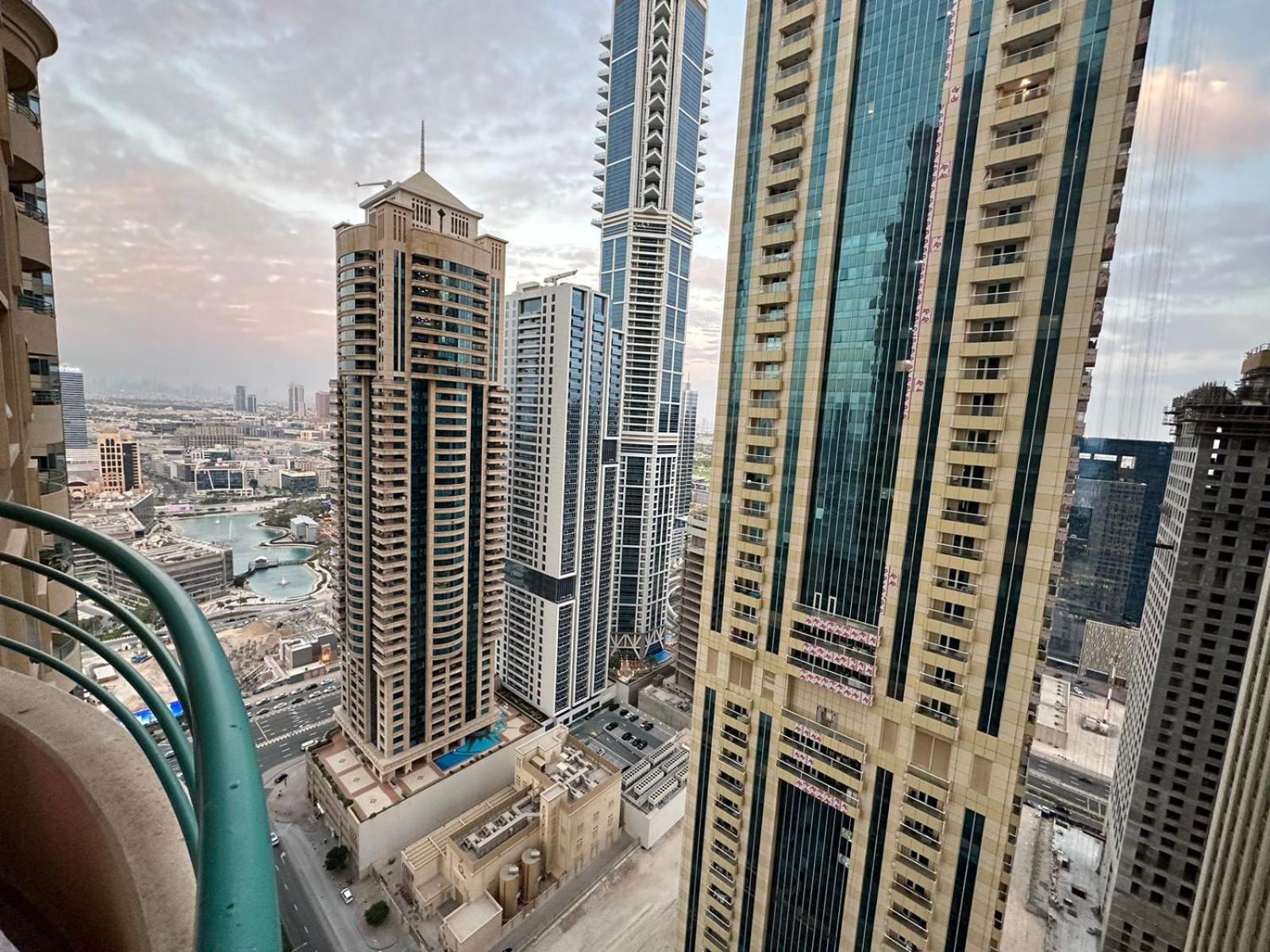 Nice Single Rooms For "Girls" Only In Dubai, Marina Luaran gambar