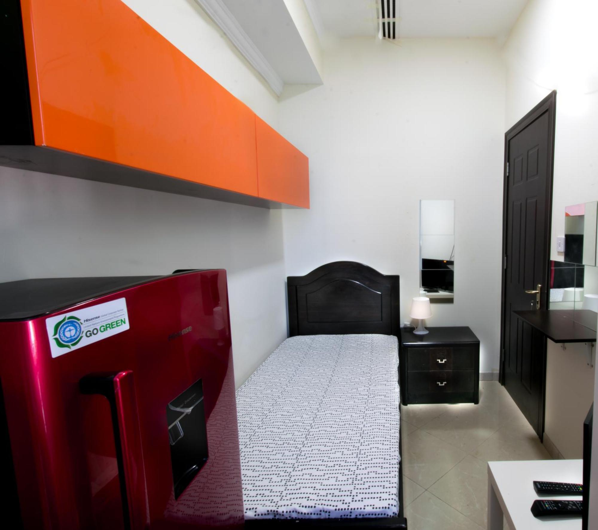 Nice Single Rooms For "Girls" Only In Dubai, Marina Luaran gambar