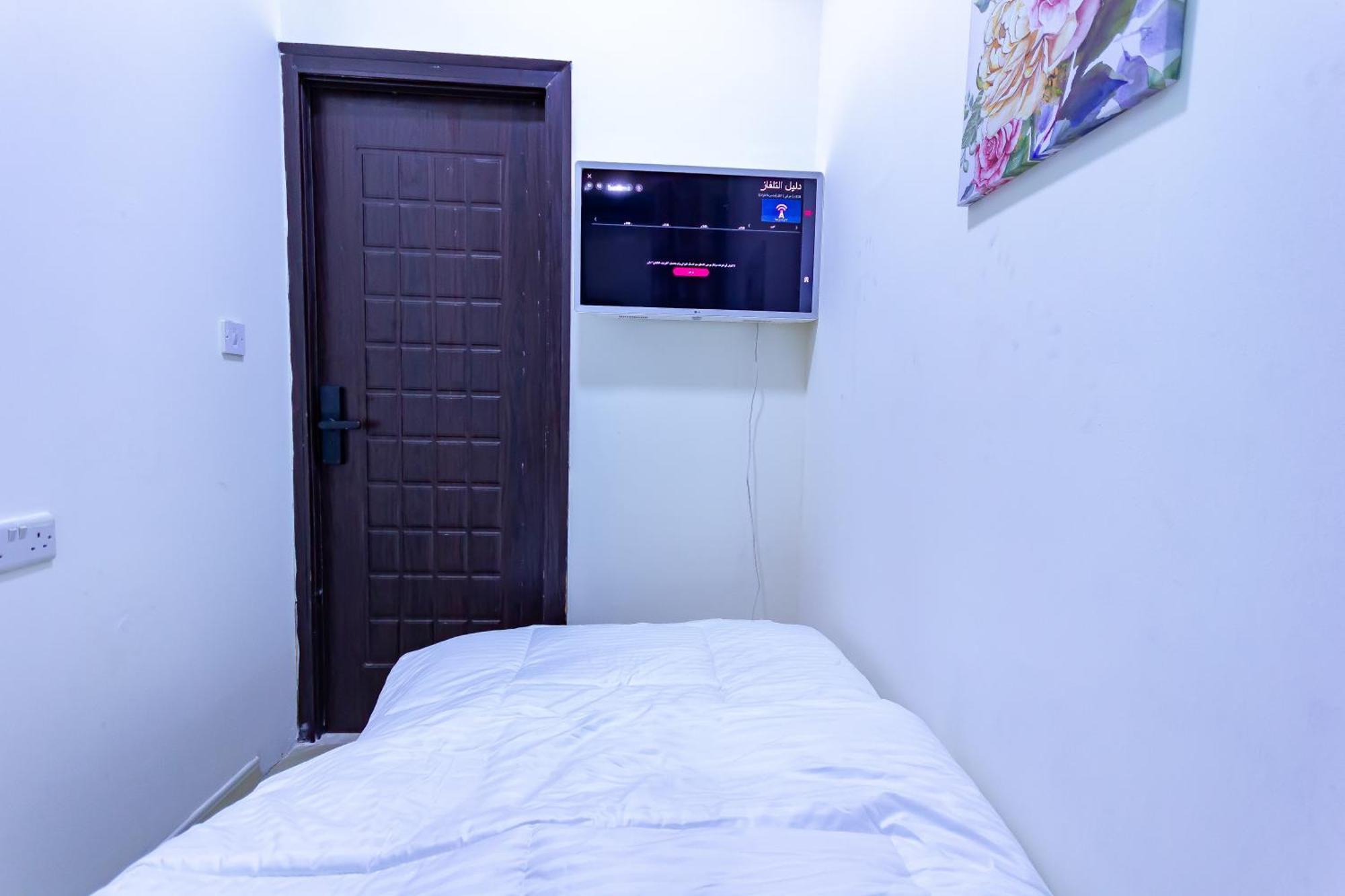 Nice Single Rooms For "Girls" Only In Dubai, Marina Luaran gambar