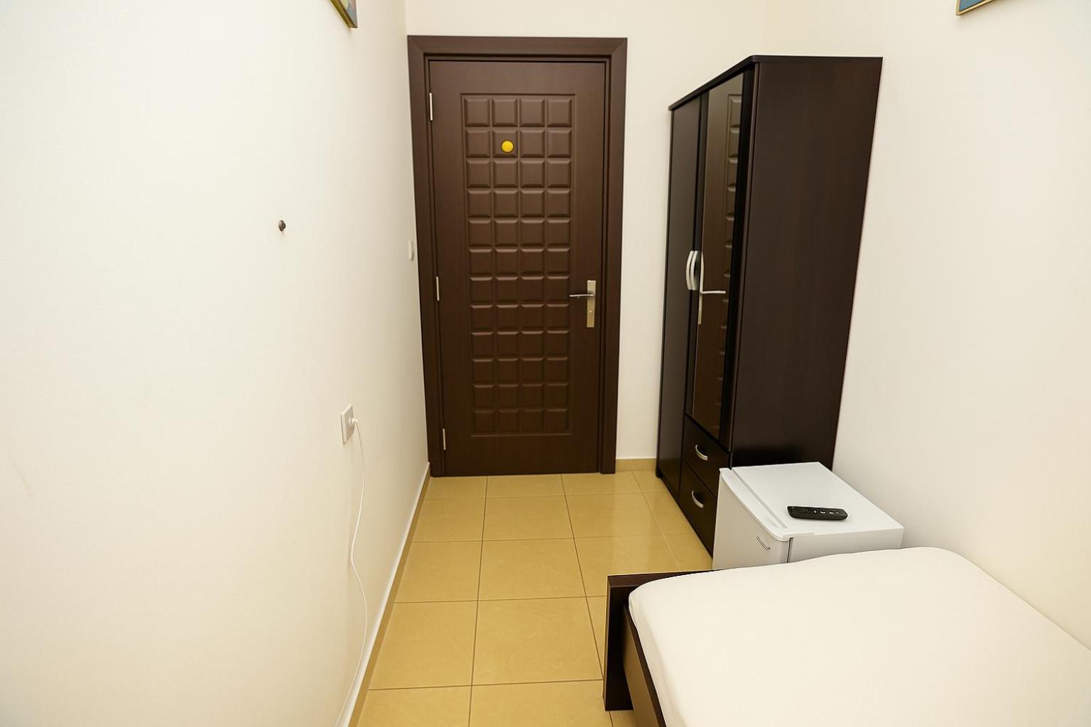Nice Single Rooms For "Girls" Only In Dubai, Marina Luaran gambar