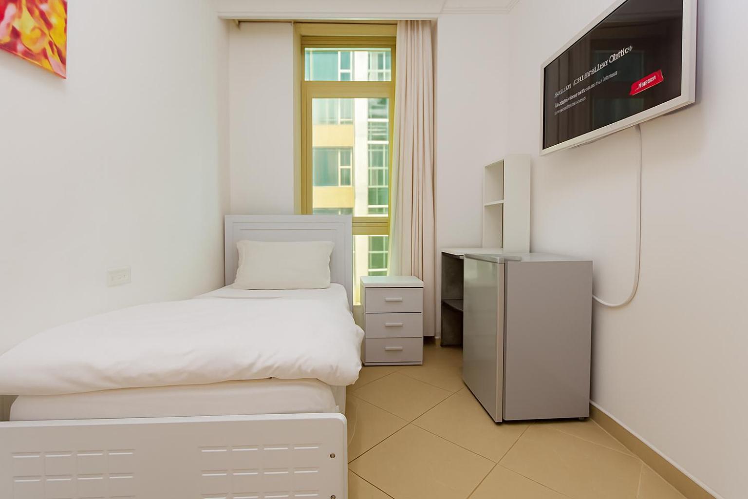 Nice Single Rooms For "Girls" Only In Dubai, Marina Luaran gambar