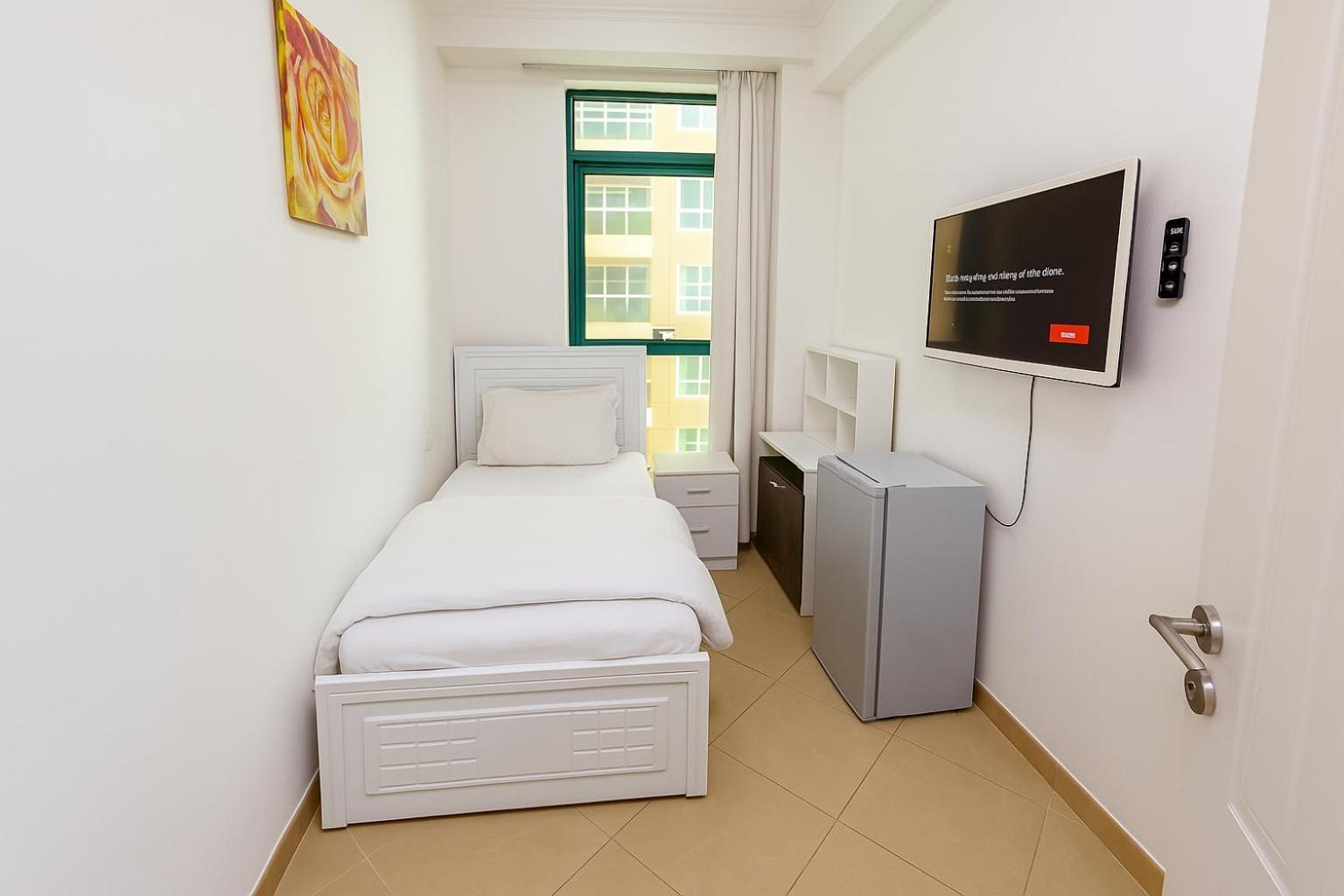 Nice Single Rooms For "Girls" Only In Dubai, Marina Luaran gambar