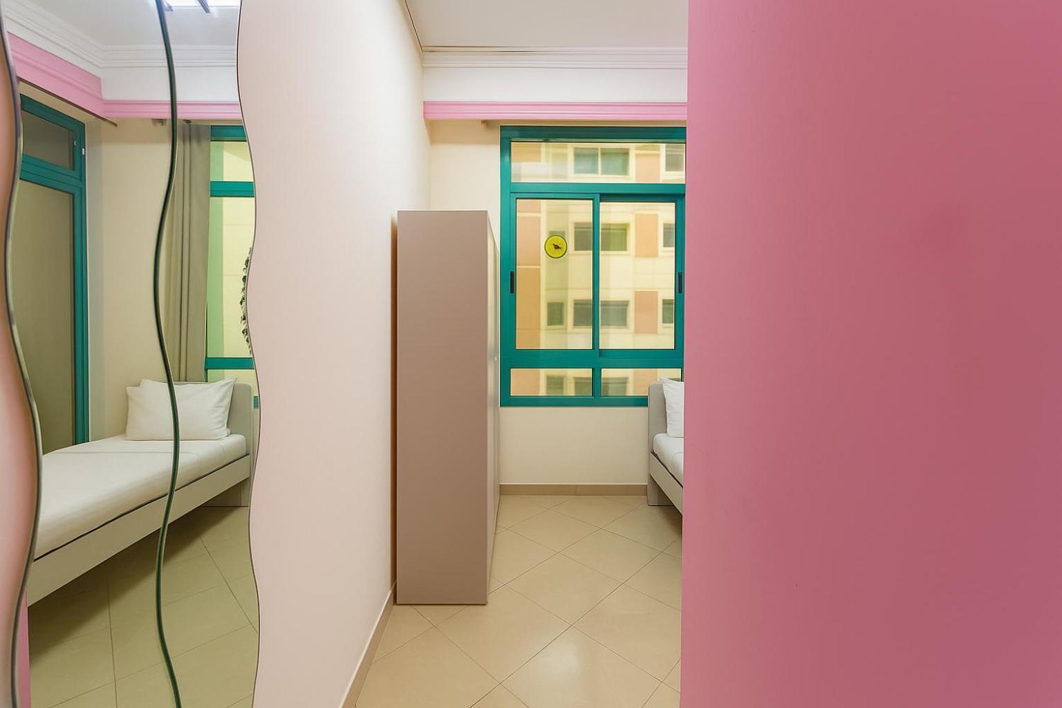 Nice Single Rooms For "Girls" Only In Dubai, Marina Luaran gambar